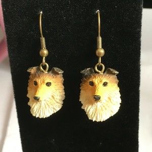 Collie Head Dangle Earrings polystone